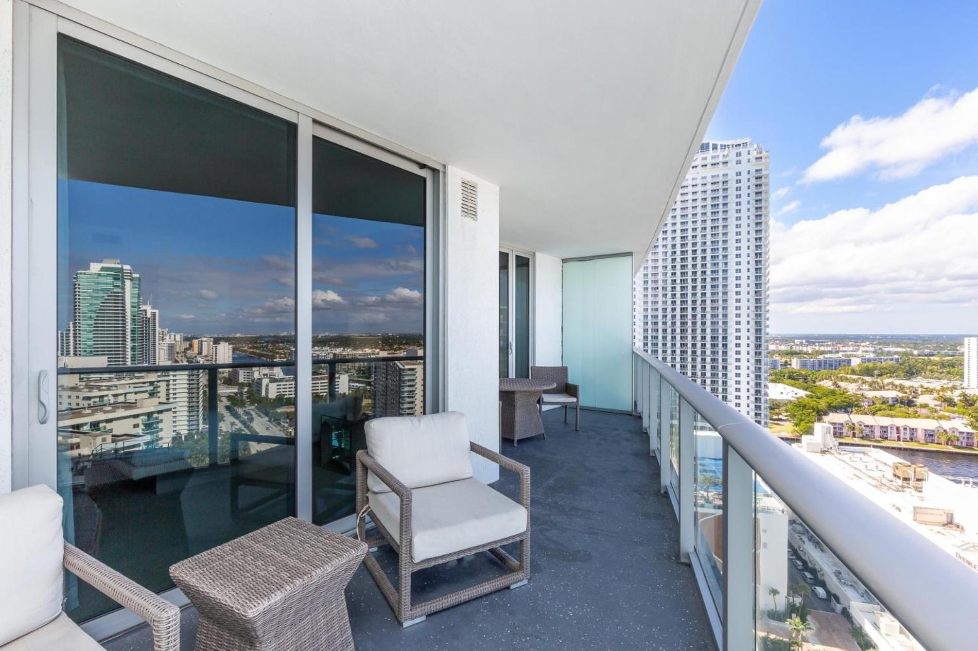 Ocean View 1 Bed On The Beach 19Th Floor Hollywood Plaja Hallandale Exterior foto